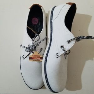 Skechers white canvas boat shoes
